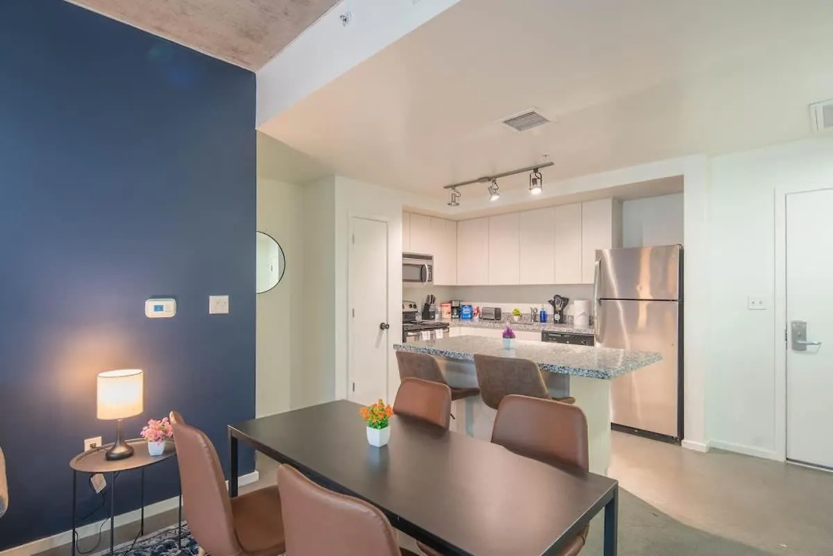 Calm 2Bd - Central Dt - Gym, Pool, Parking - Sleep 8 Phoenix 0*,