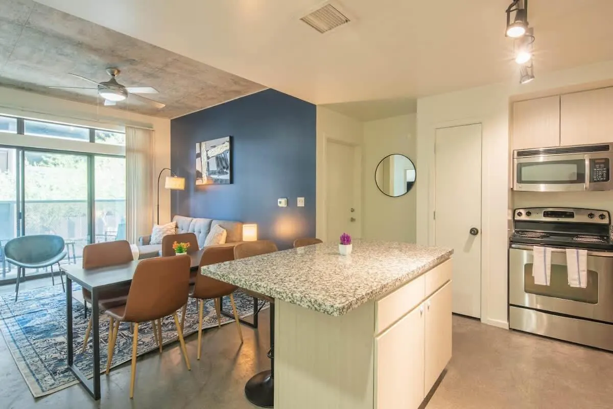 Calm 2Bd - Central Dt - Gym, Pool, Parking - Sleep 8 Φοίνιξ Διαμέρισμα